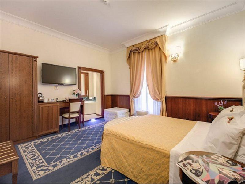 Esedra Pensionat 2*